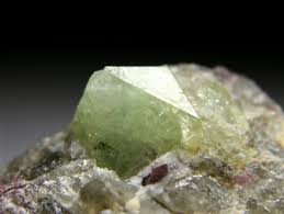 Rhodizite to up your Light Quotient